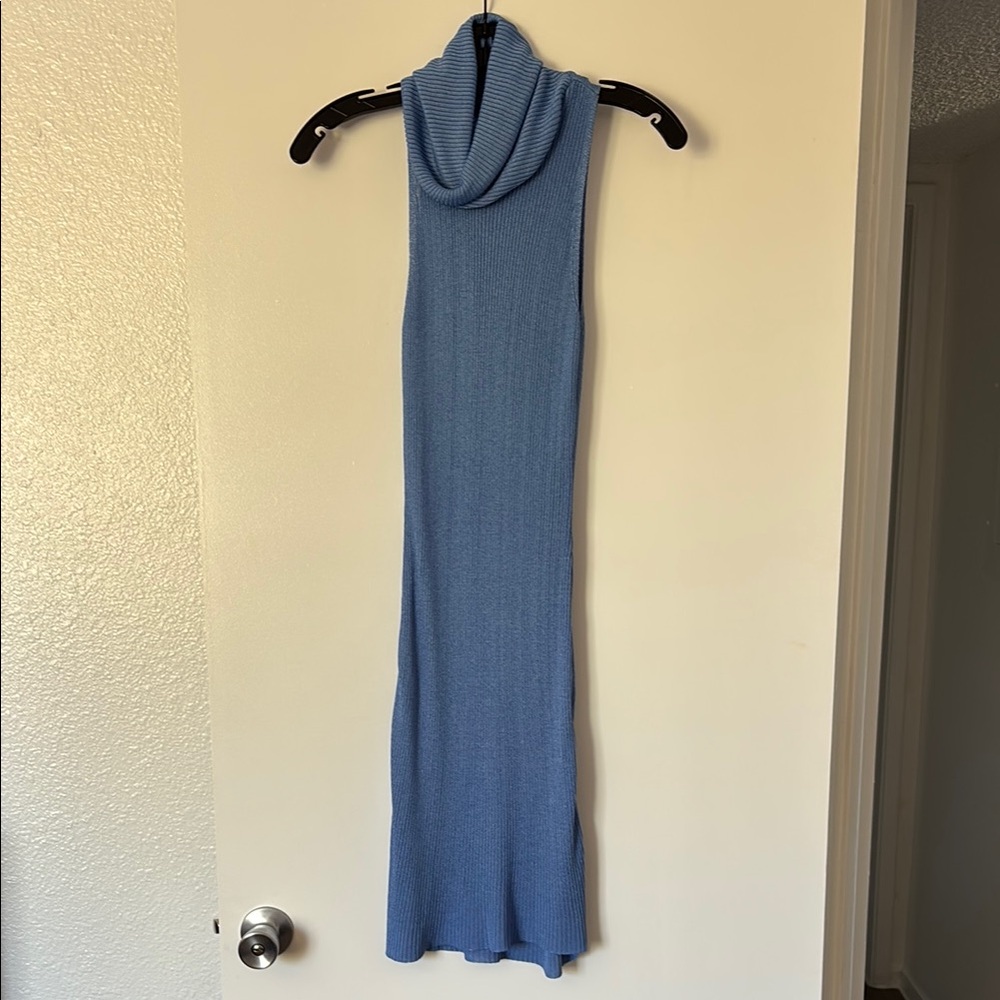 Blue Sleeveless Knit Dress